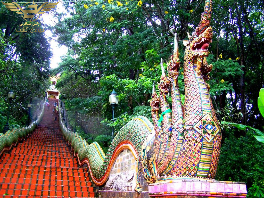 معبد-Wat-Phrathat-Doi-Suthep